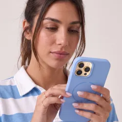 Funda Ultra Suave compatible con Magsafe para iPhone 12
